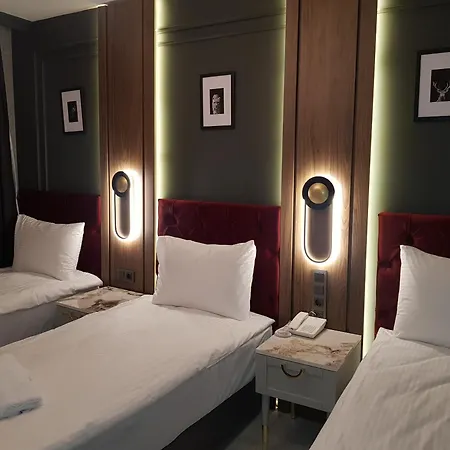 Selenayy Laleli * Istanboel