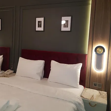 Selenayy Laleli * Istanbul