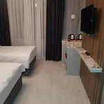 Hotel Selenay 3*